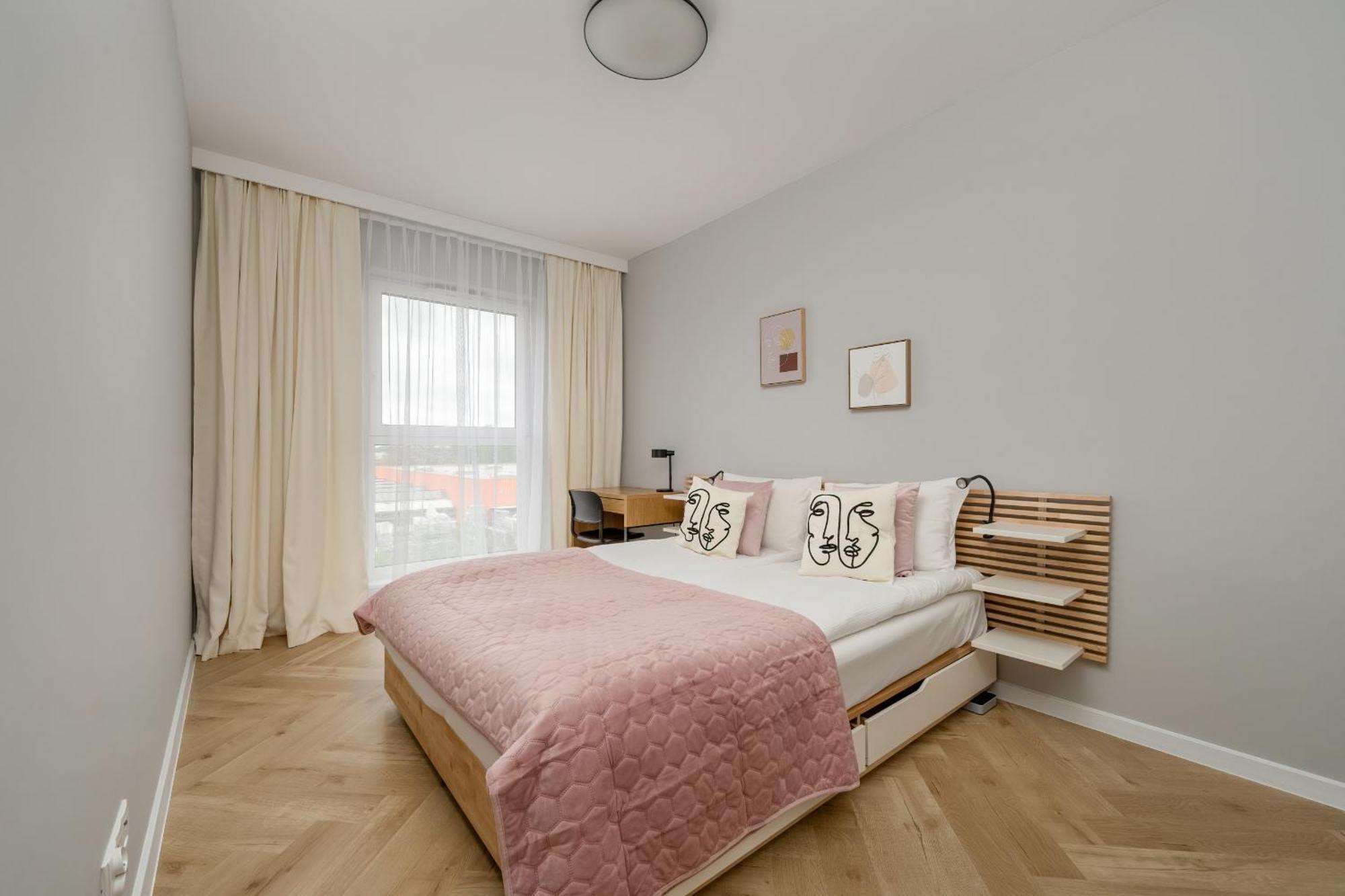 Michalczyka Stylish Apartment With Parking In The City Center Of Wroclaw By Noclegi Renters Exterior foto